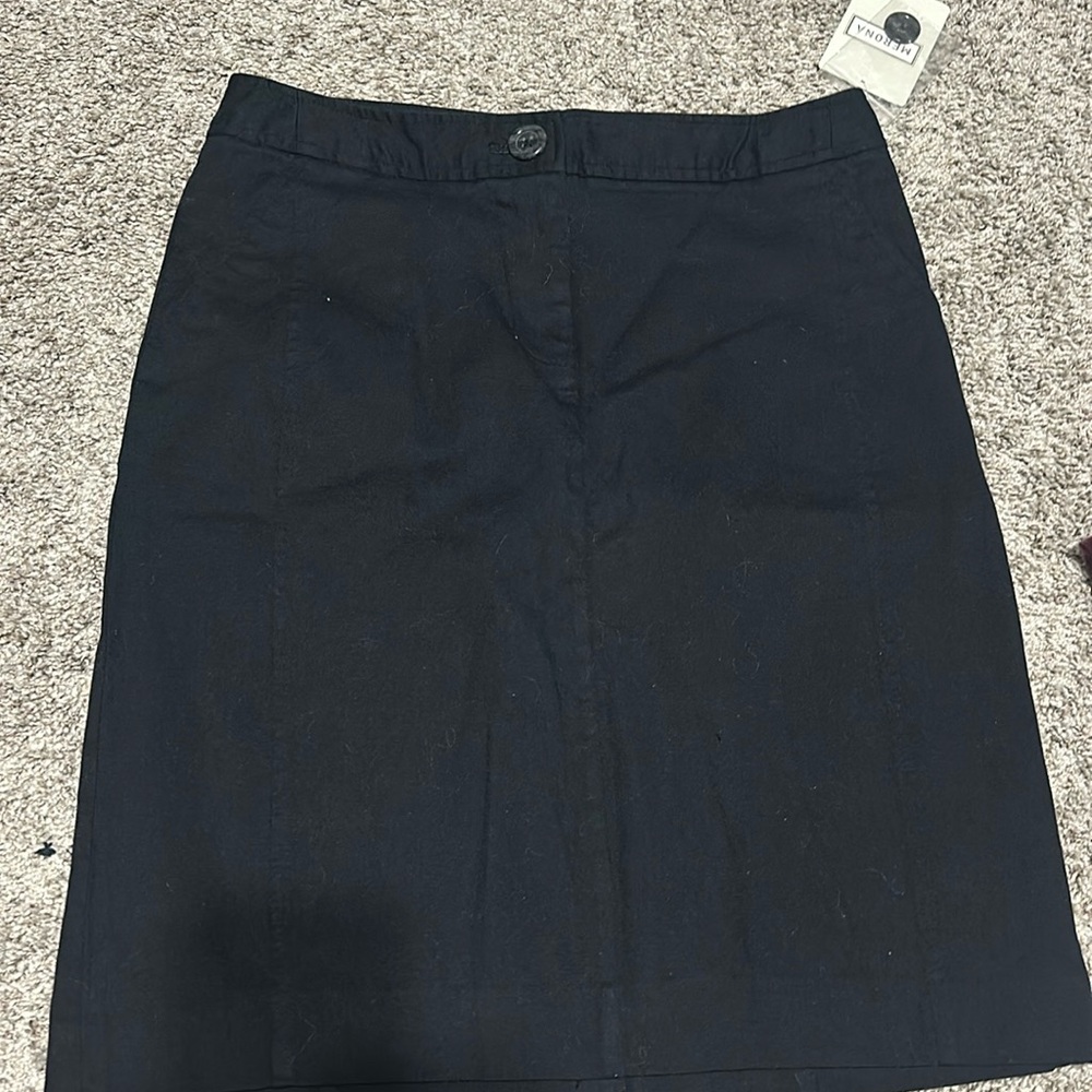 Brand new black skirt